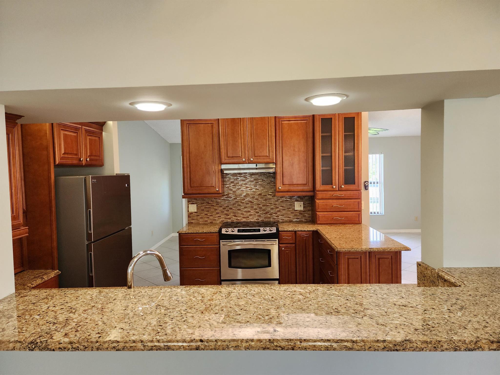 PORT ST LUCIE SECTION 27 - Residential Lease