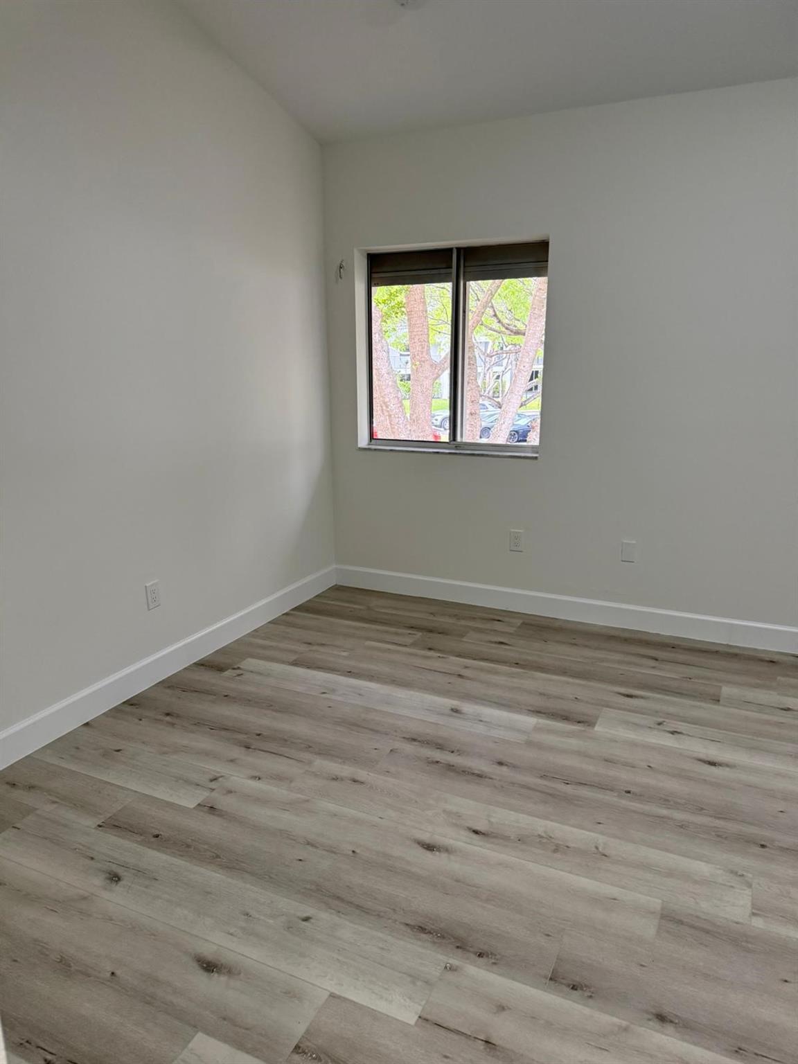 16364 Malibu Dr 40