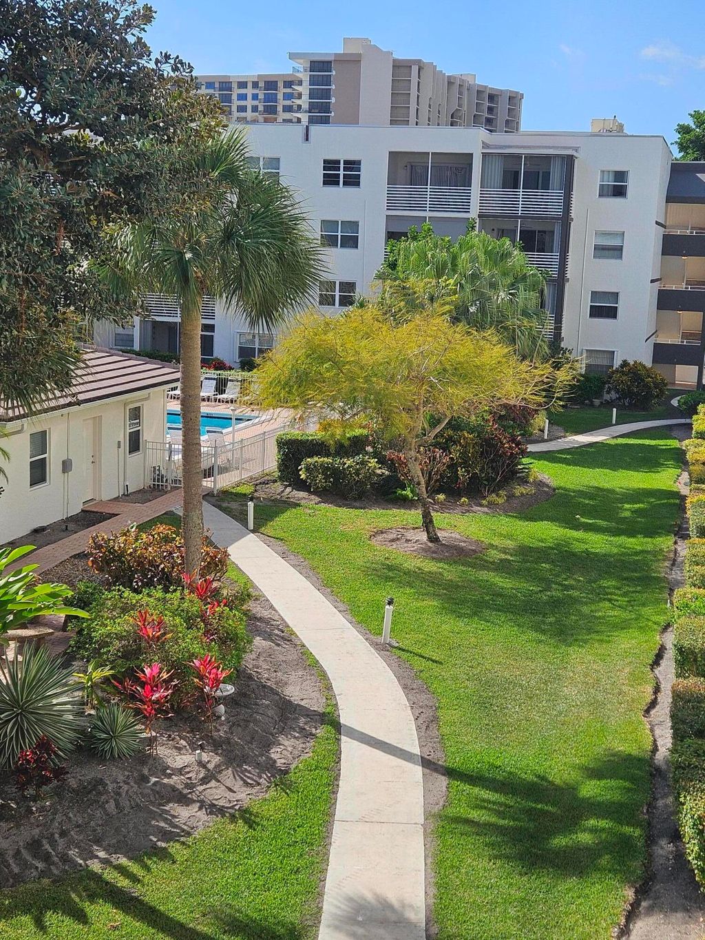 Photo of 1541 S Ocean Boulevard #306, Pompano Beach, FL 33062 (MLS # B26007744)