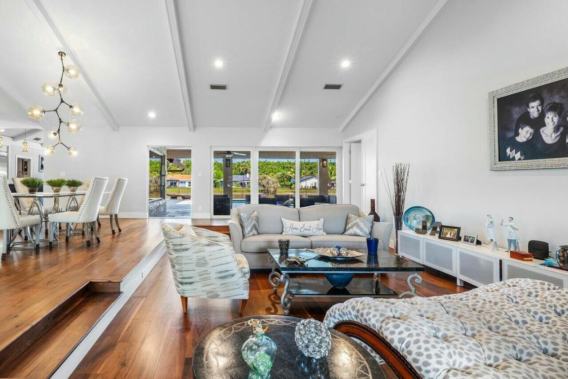 Estancia West - Residential