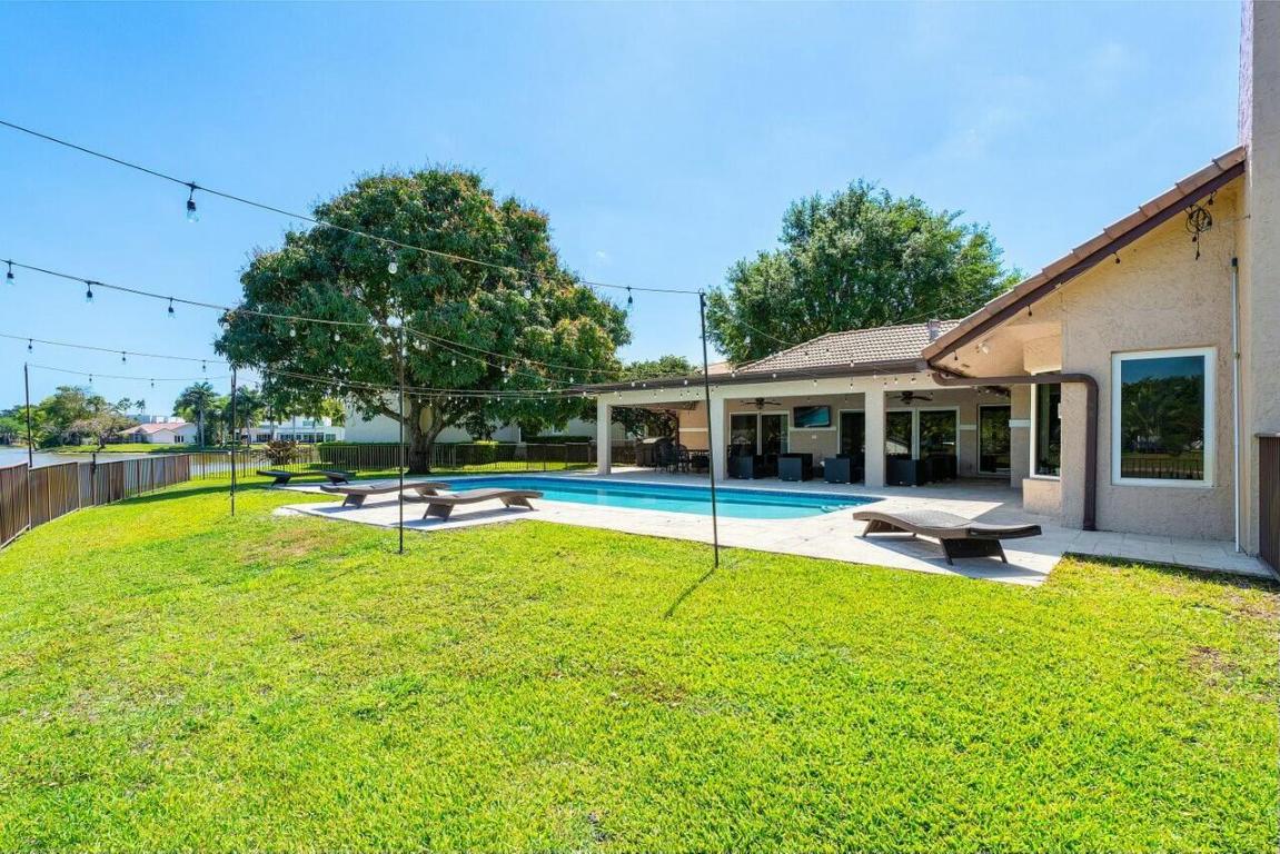 Estancia West - Residential