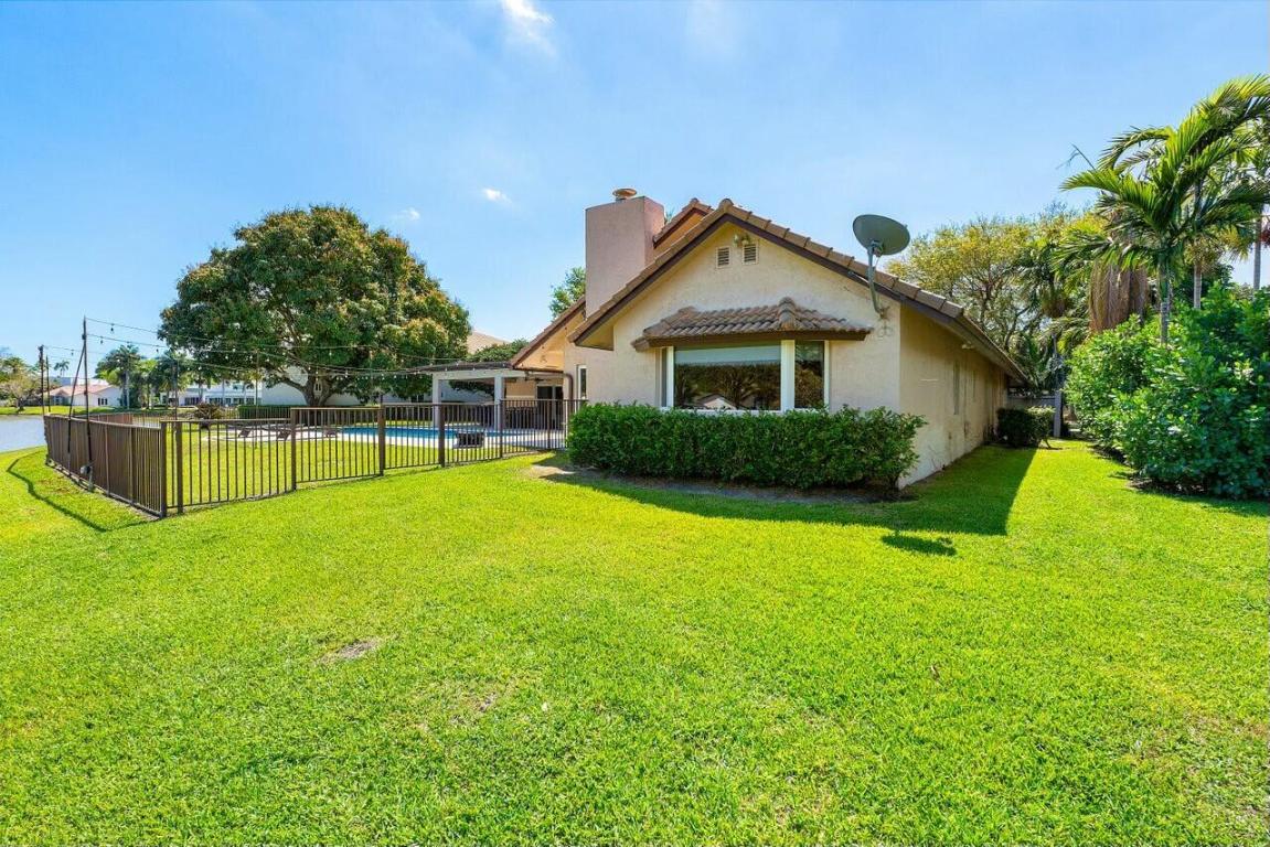 Estancia West - Residential