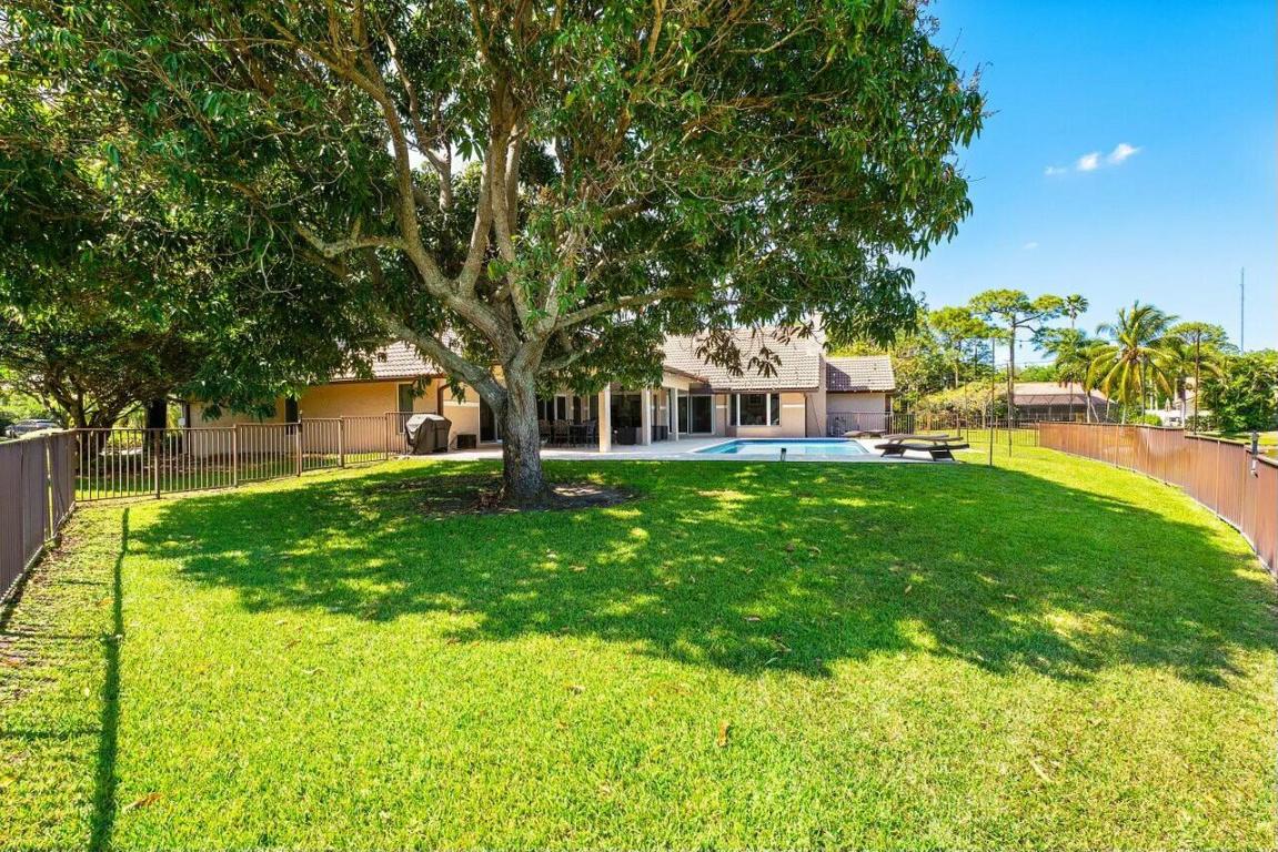 Estancia West - Residential