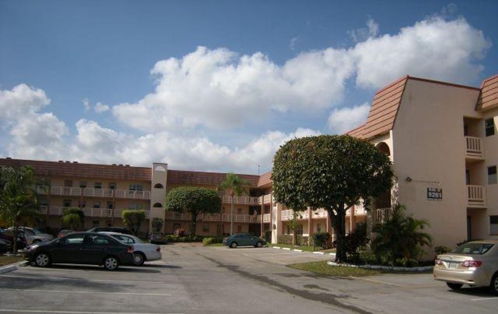 Photo of 9261 Sunrise Lakes Blvd #112, Sunrise, FL 33322 (MLS # F10531826)