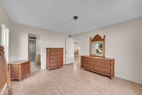 9261 Sunrise Lakes Blvd 112 Sunrise FL 33322