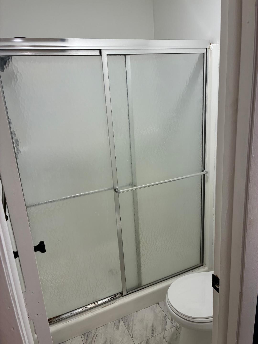 SHAKER WOODS VILLAGE - Residential