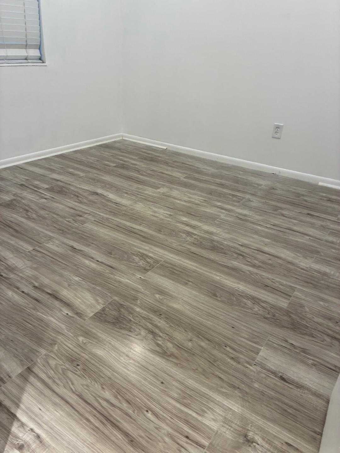 SHAKER WOODS VILLAGE - Residential