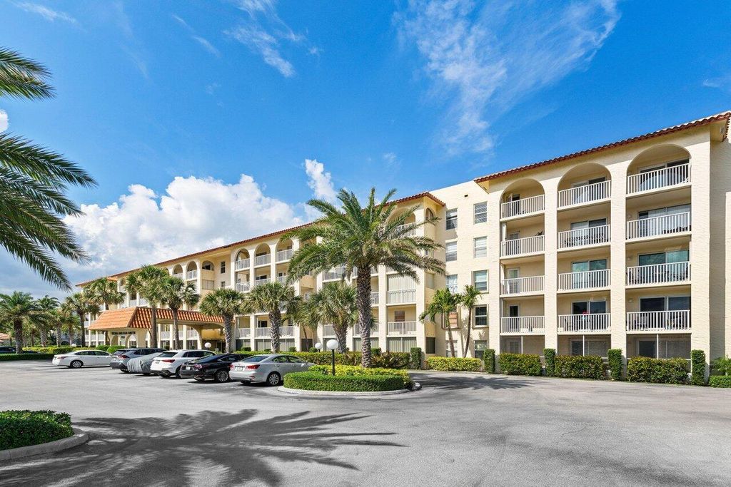 Photo of 951 De Soto Road #133, Boca Raton, FL 33432 (MLS # R11064826)