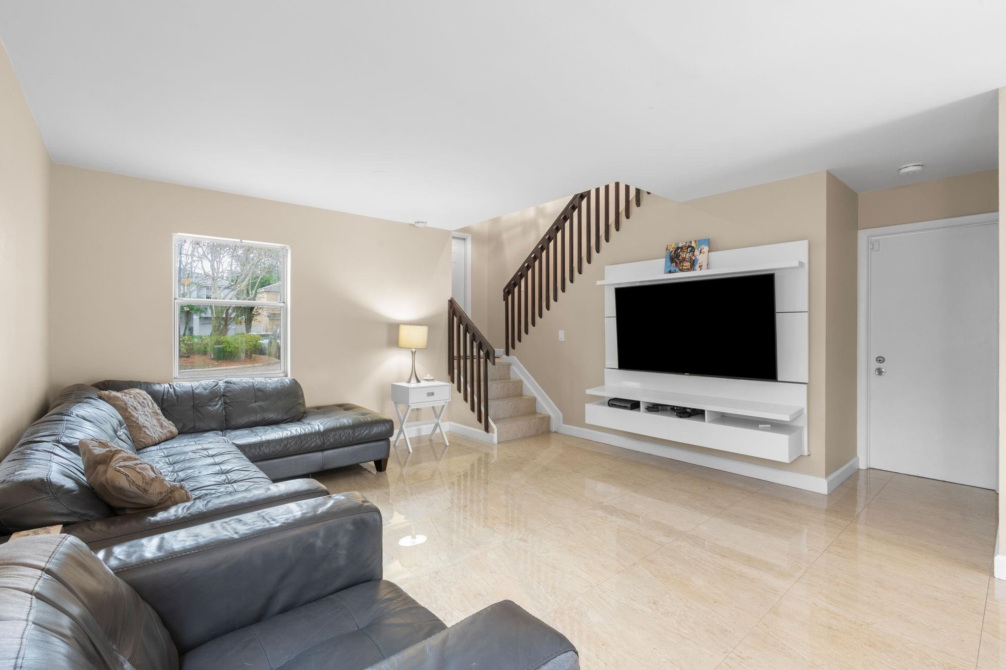 Jacaranda Prcl 608 123-15 - Residential