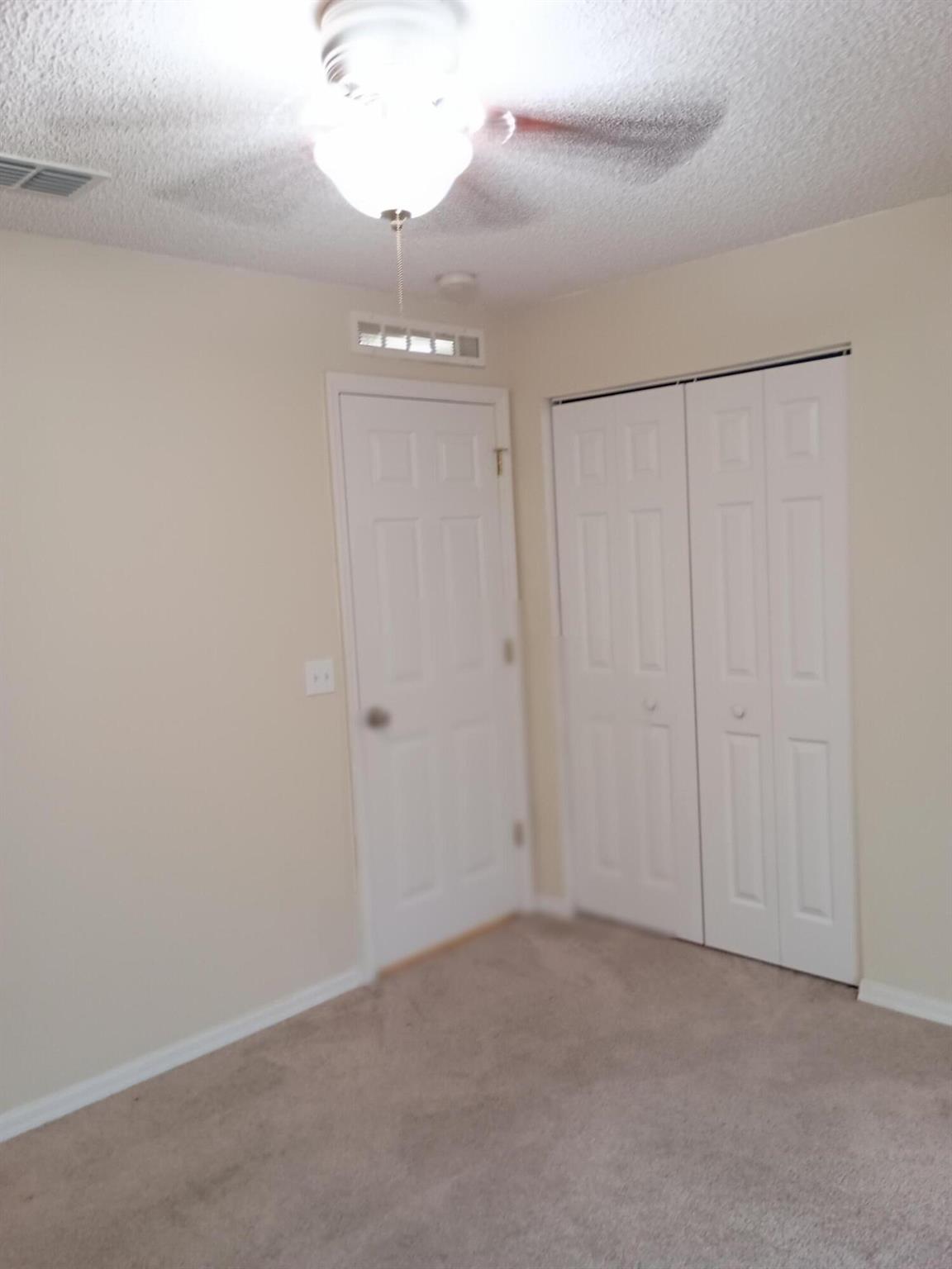 PORT ST LUCIE SECTION 5 - Residential Lease