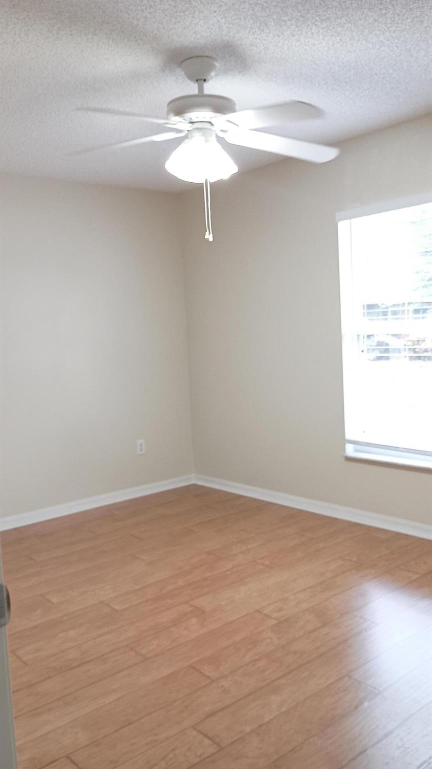 PORT ST LUCIE SECTION 5 - Residential Lease