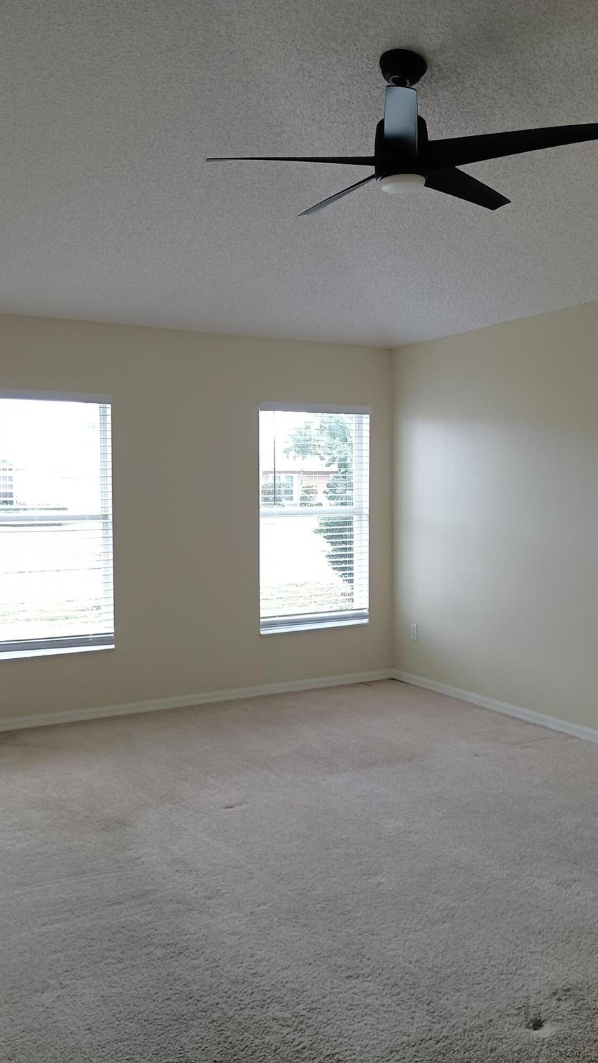 PORT ST LUCIE SECTION 5 - Residential Lease