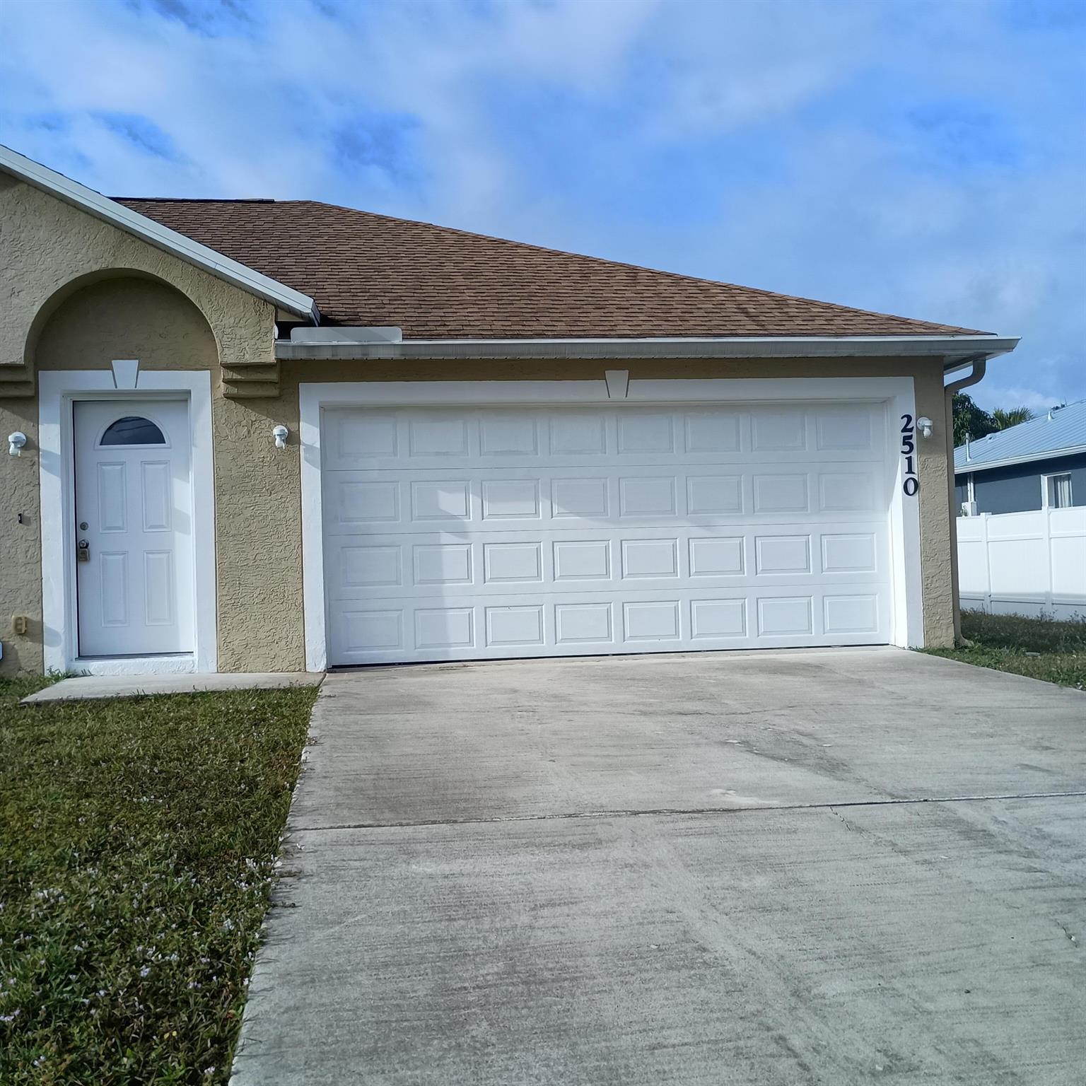 PORT ST LUCIE SECTION 5 - Residential Lease