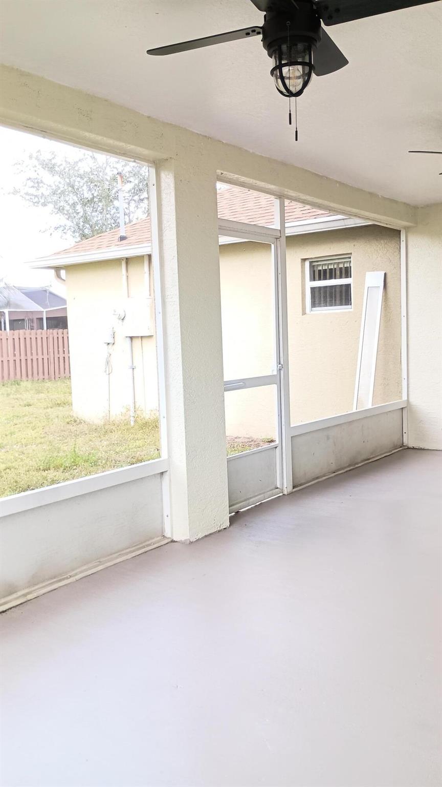 PORT ST LUCIE SECTION 5 - Residential Lease