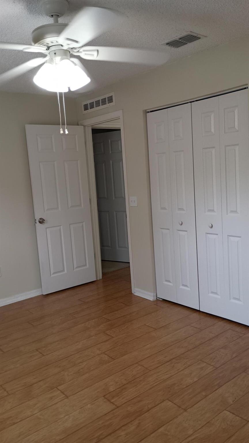 PORT ST LUCIE SECTION 5 - Residential Lease