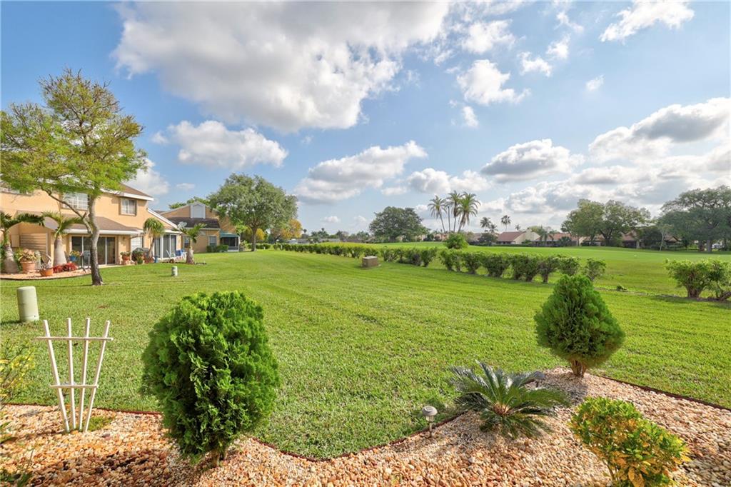 JASMINE ON THE GREEN - Residential