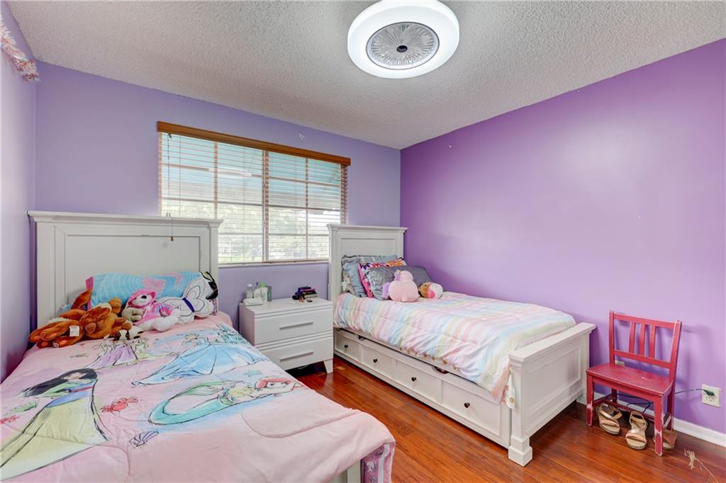 JASMINE ON THE GREEN - Residential