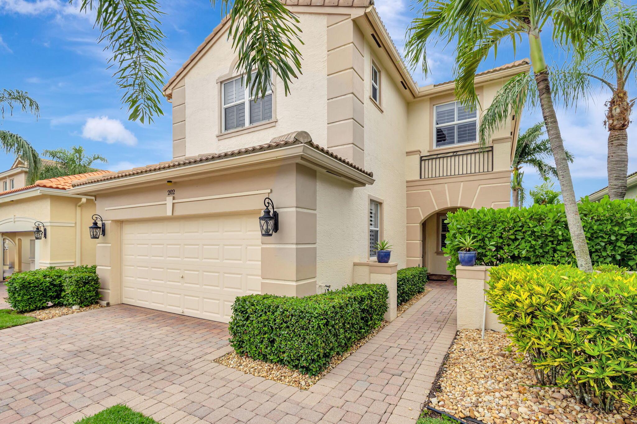 202 Isle Verde Way