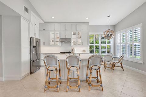 202 Isle Verde Way Palm Beach Gardens FL 33418