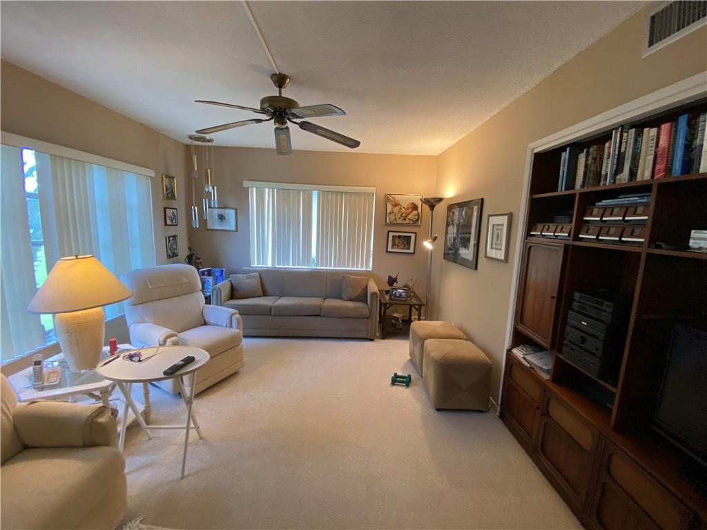 Photo 3 of 23 of 2800 N Palm Aire Dr 301 condo