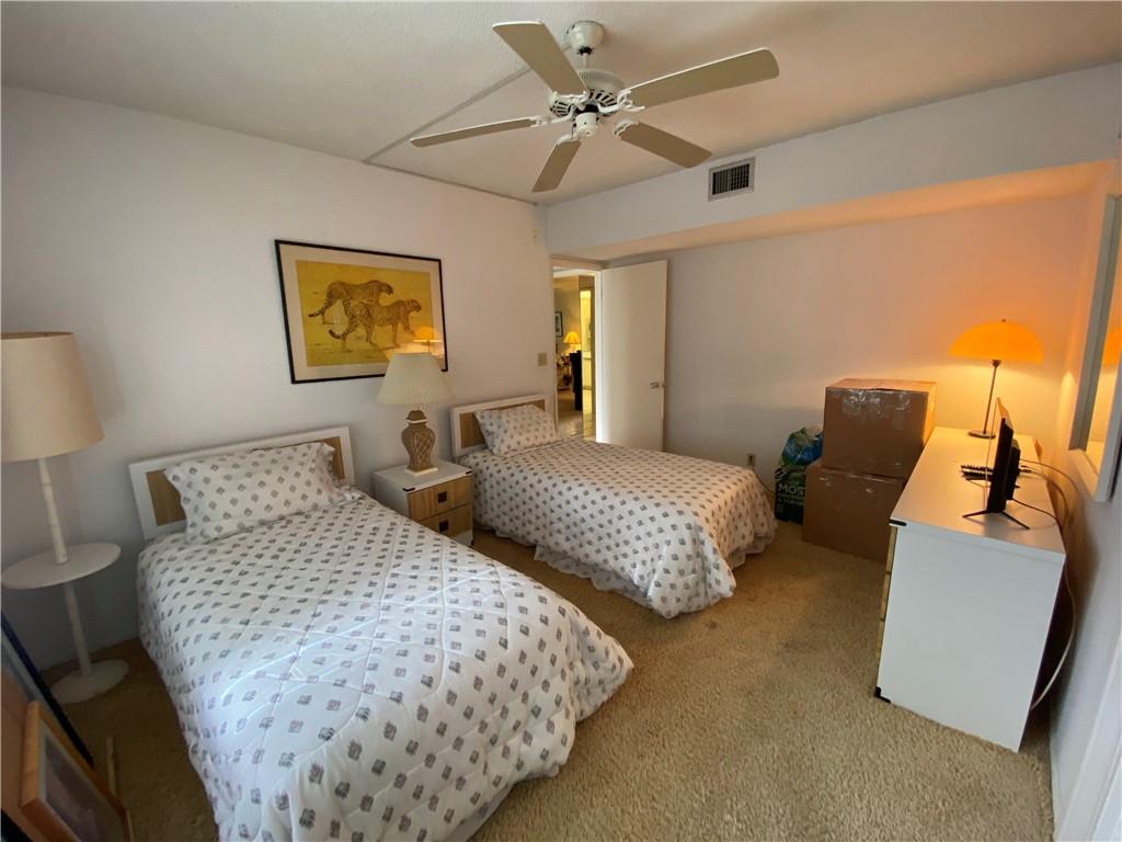 Photo 17 of 23 of 2800 N Palm Aire Dr 301 condo