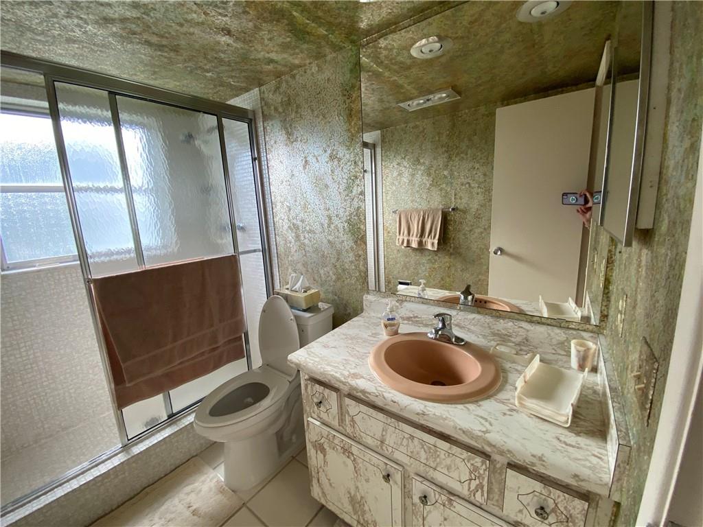 Photo 18 of 23 of 2800 N Palm Aire Dr 301 condo