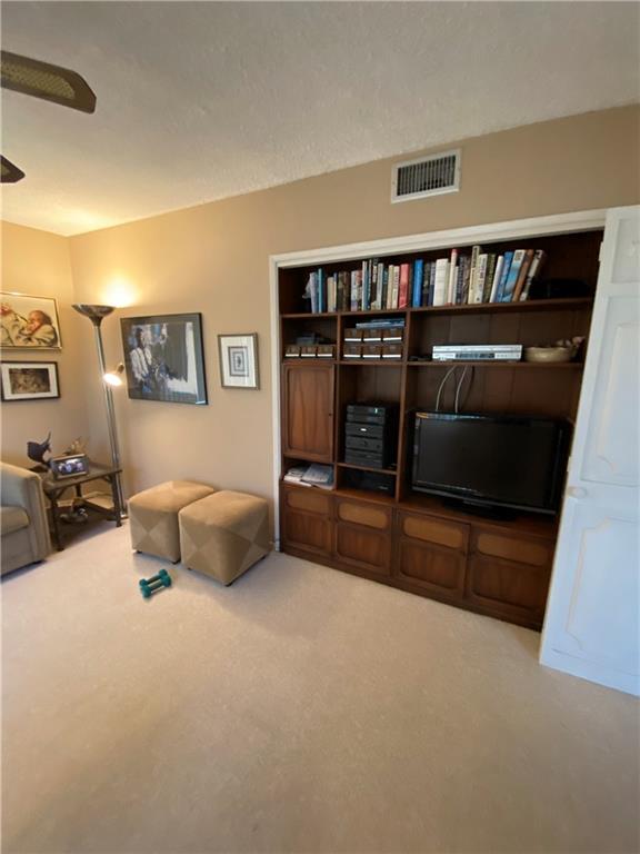 Photo 4 of 23 of 2800 N Palm Aire Dr 301 condo