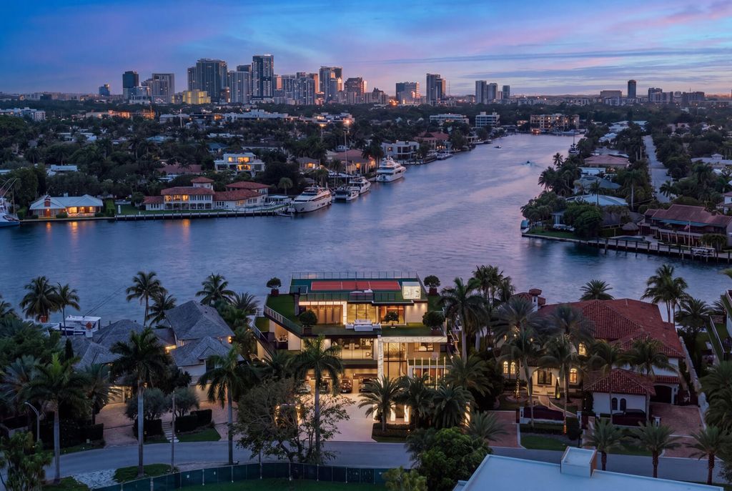 Photo of 513 Middle River Drive, Fort Lauderdale, FL 33304 (MLS # B26018972)