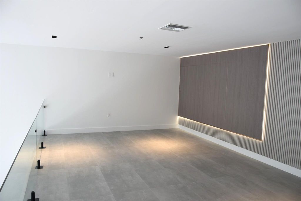 Photo of 11720 SE Shell Avenue #1b, Hobe Sound, FL 33455 (MLS # R11045355)