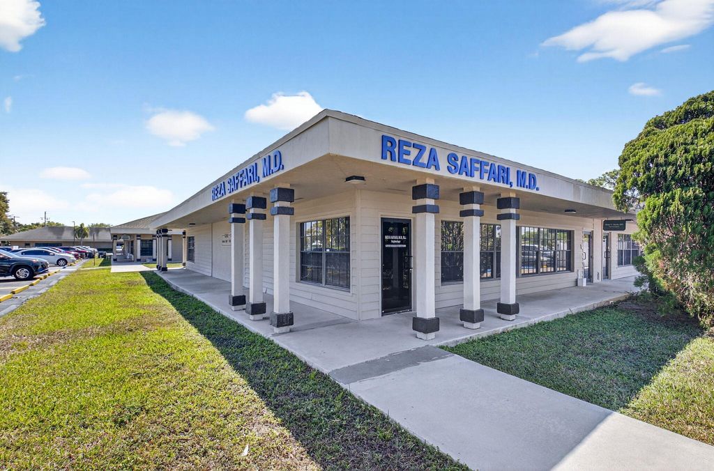 Photo of 5341 Atlantic Avenue #301, Delray Beach, FL 33484 (MLS # R11169128)