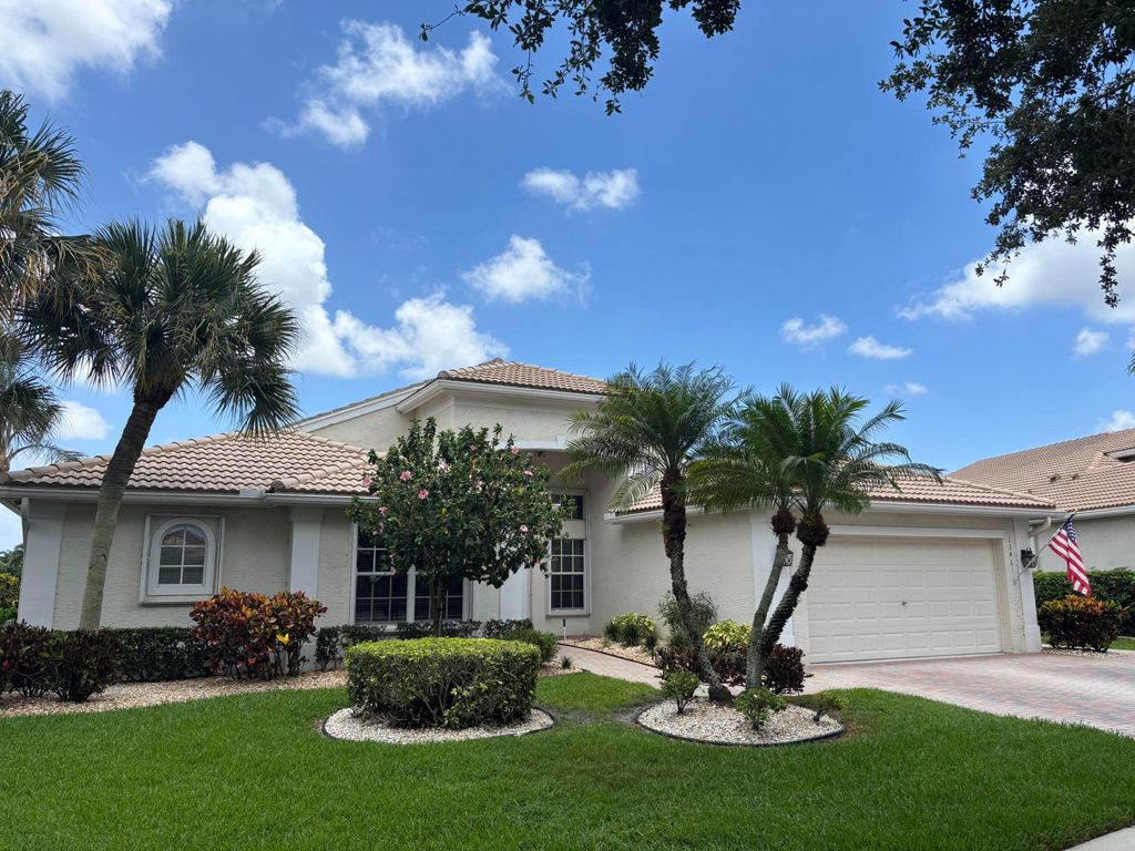 Photo of 13461 Barcelona Lake Circle, Delray Beach, FL 33446 (MLS # B26038268)