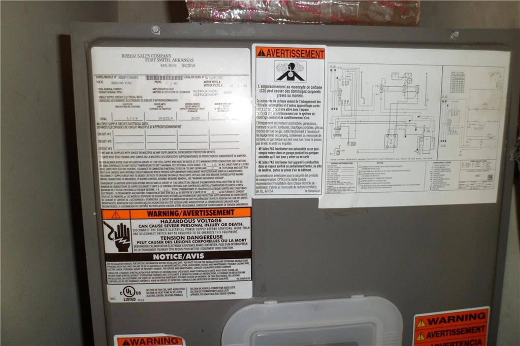 SUNRISE LAKES PHASE III - Residential