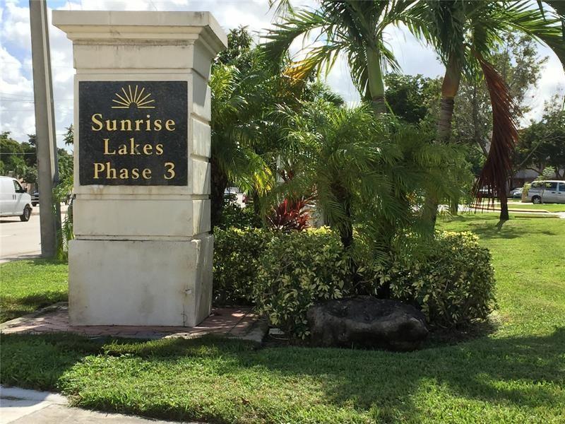 SUNRISE LAKES PHASE III - Residential