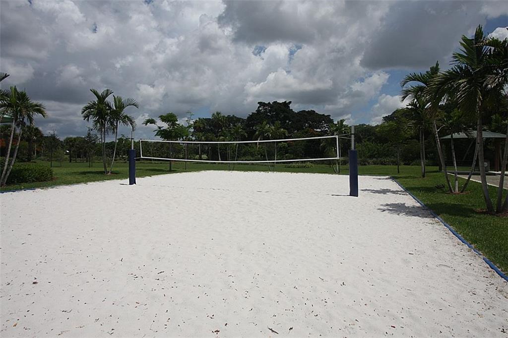 Palm-Aire Country Club - Residential