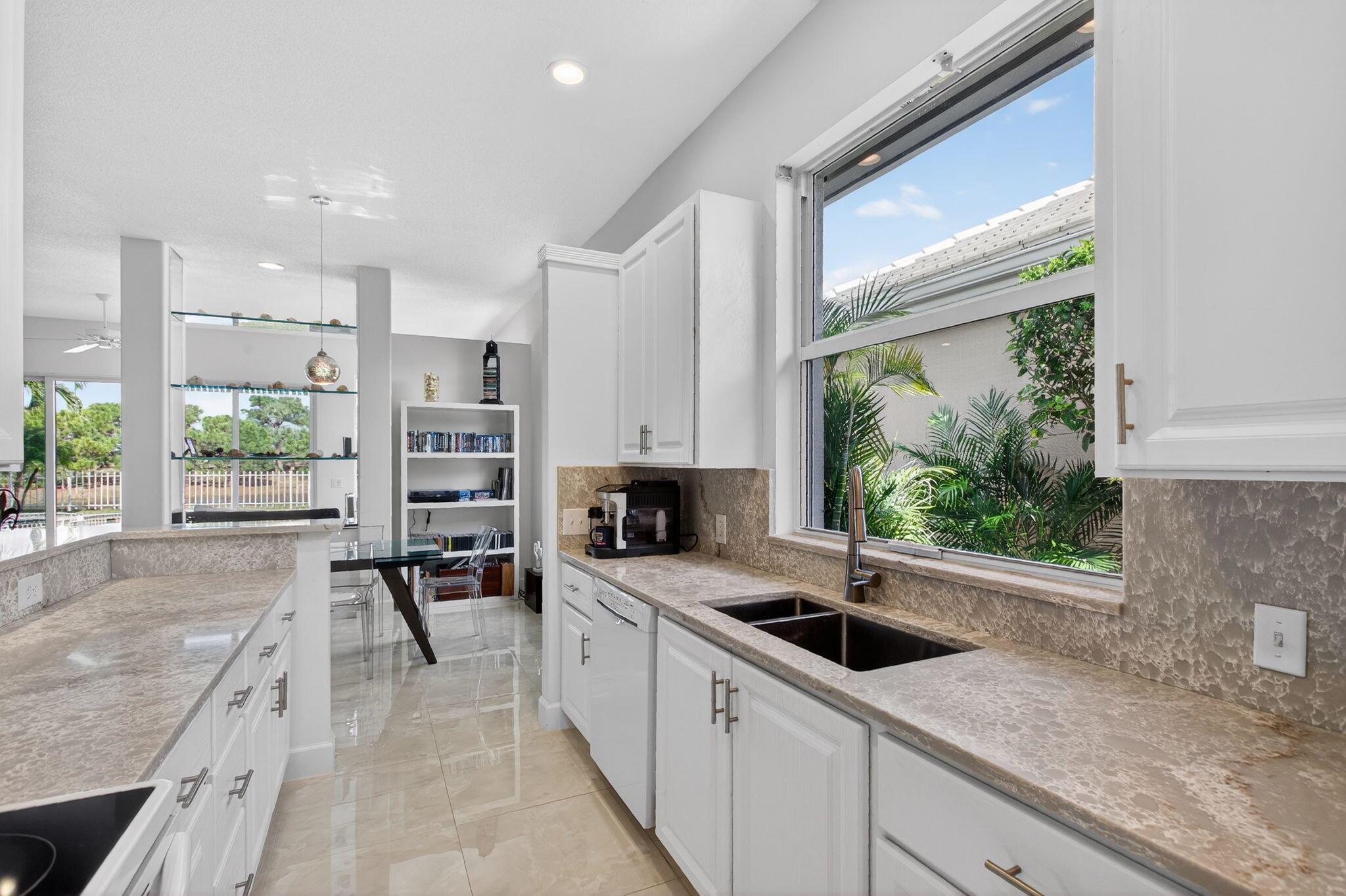 BEAR ISLAND - Residential