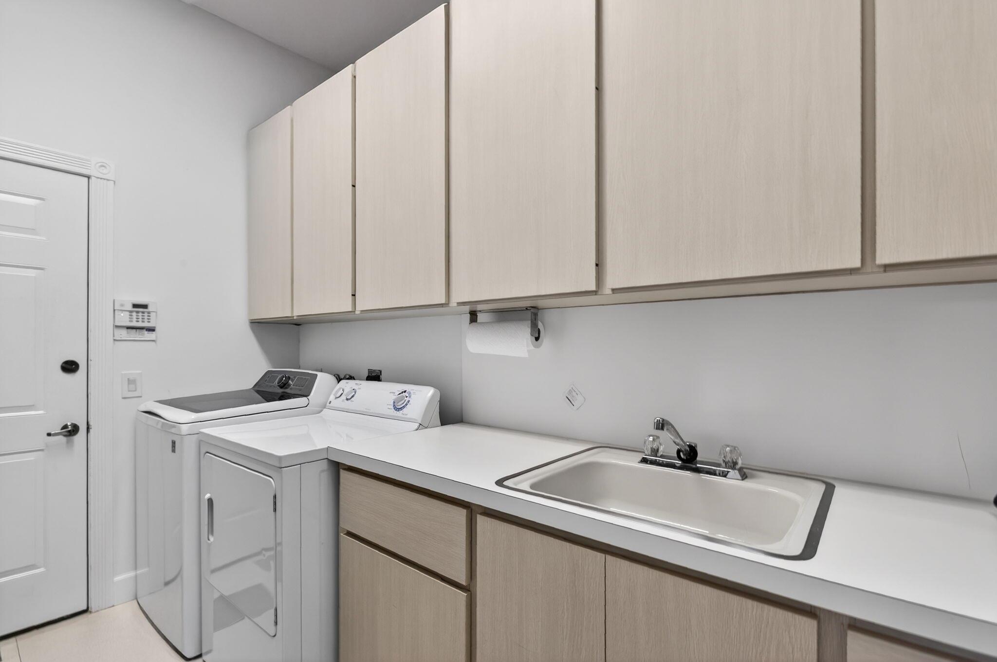 BEAR ISLAND - Residential