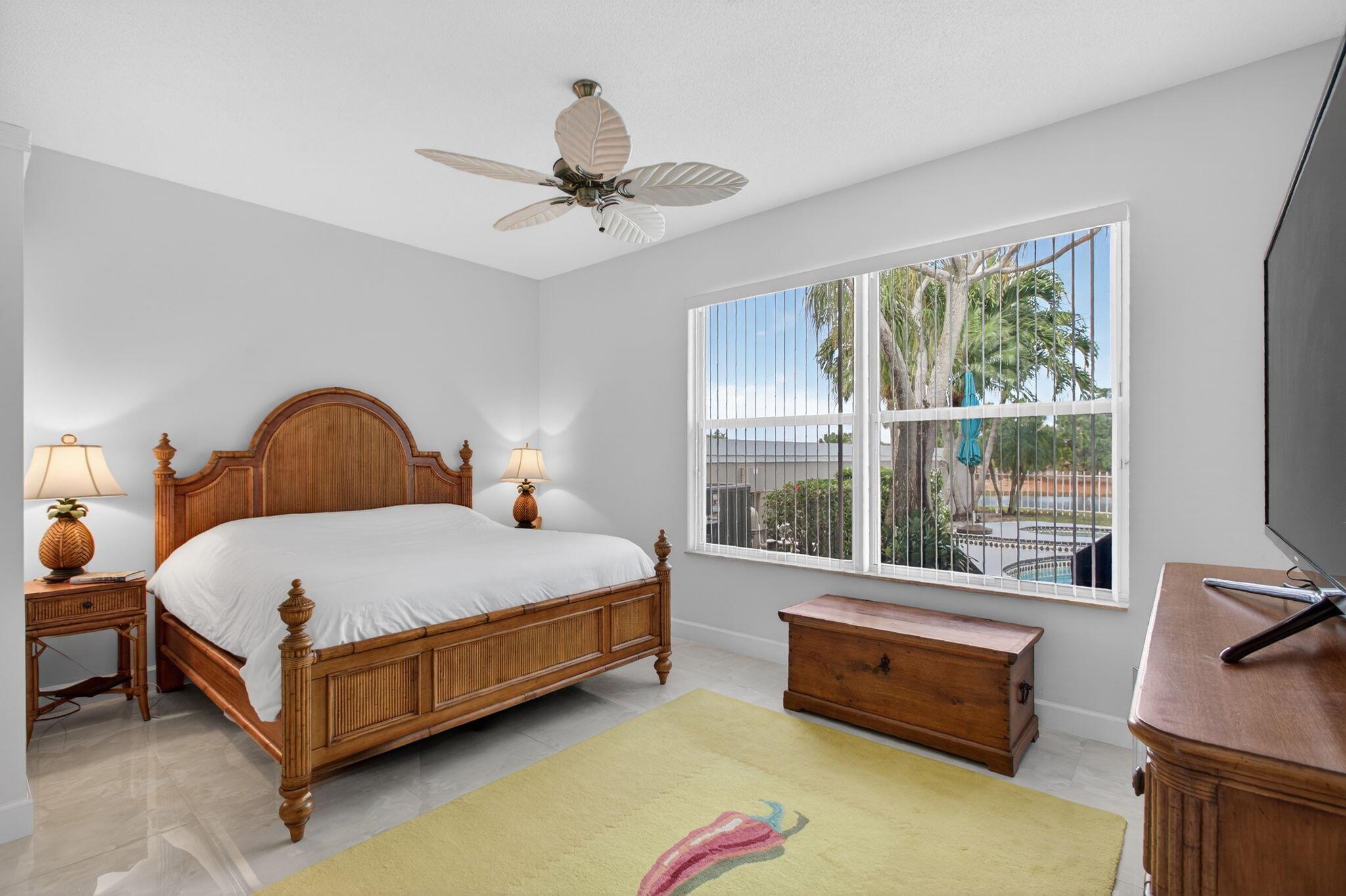 BEAR ISLAND - Residential