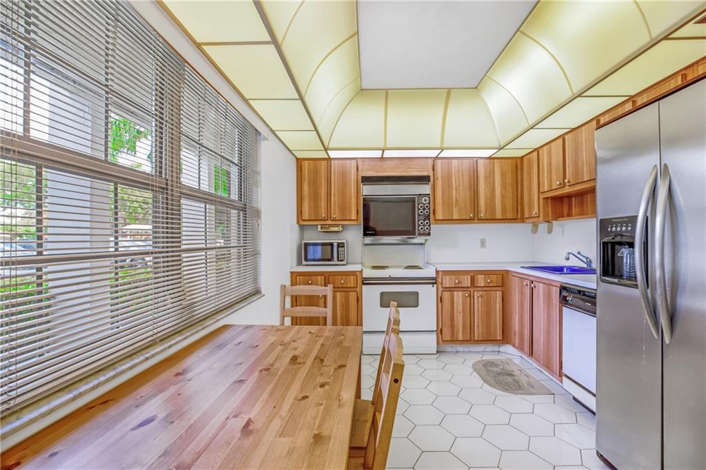 PALM AIRE CC - Residential