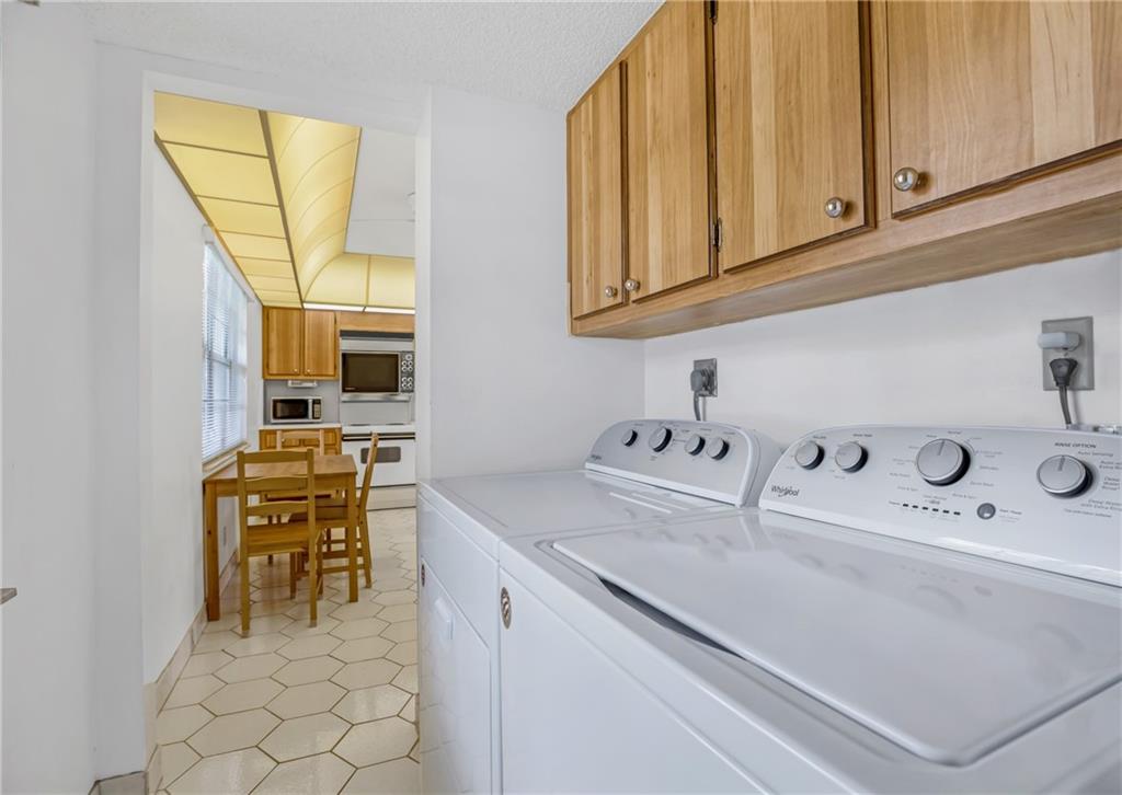 PALM AIRE CC - Residential