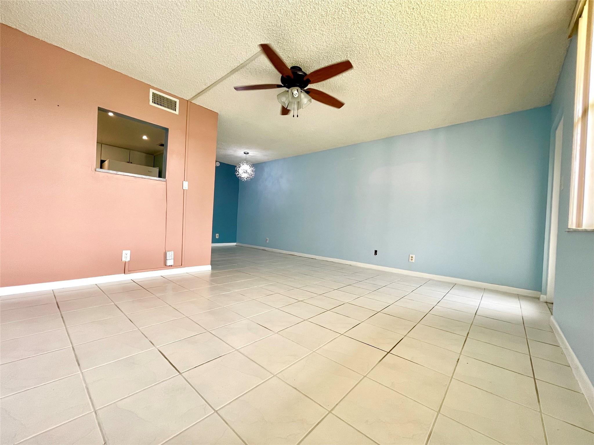 Sunrise Lakes BLDG 112 - Residential