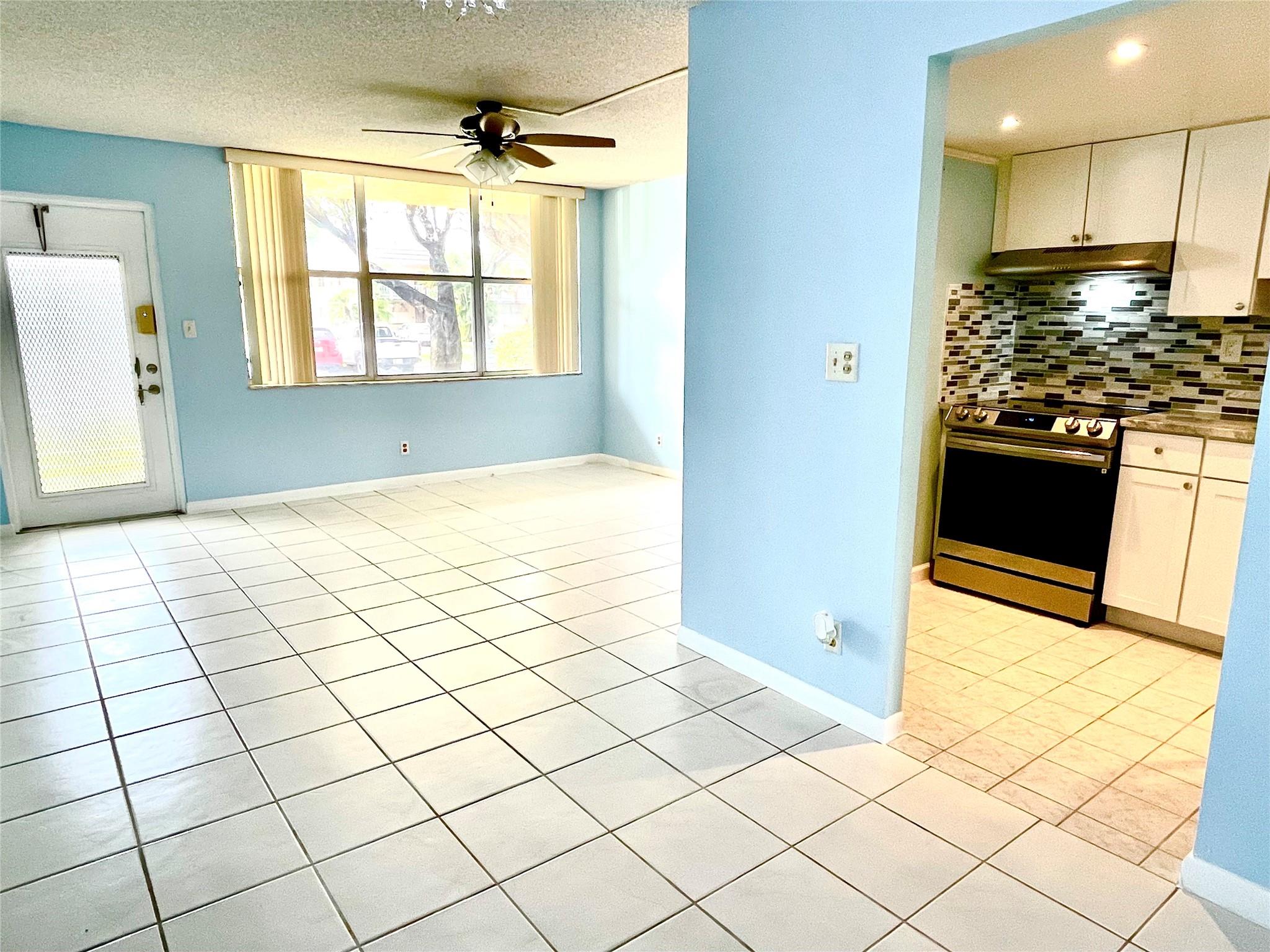 Sunrise Lakes BLDG 112 - Residential