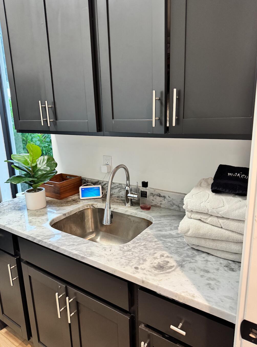 HOLMBERG & MC KEES - Residential Lease