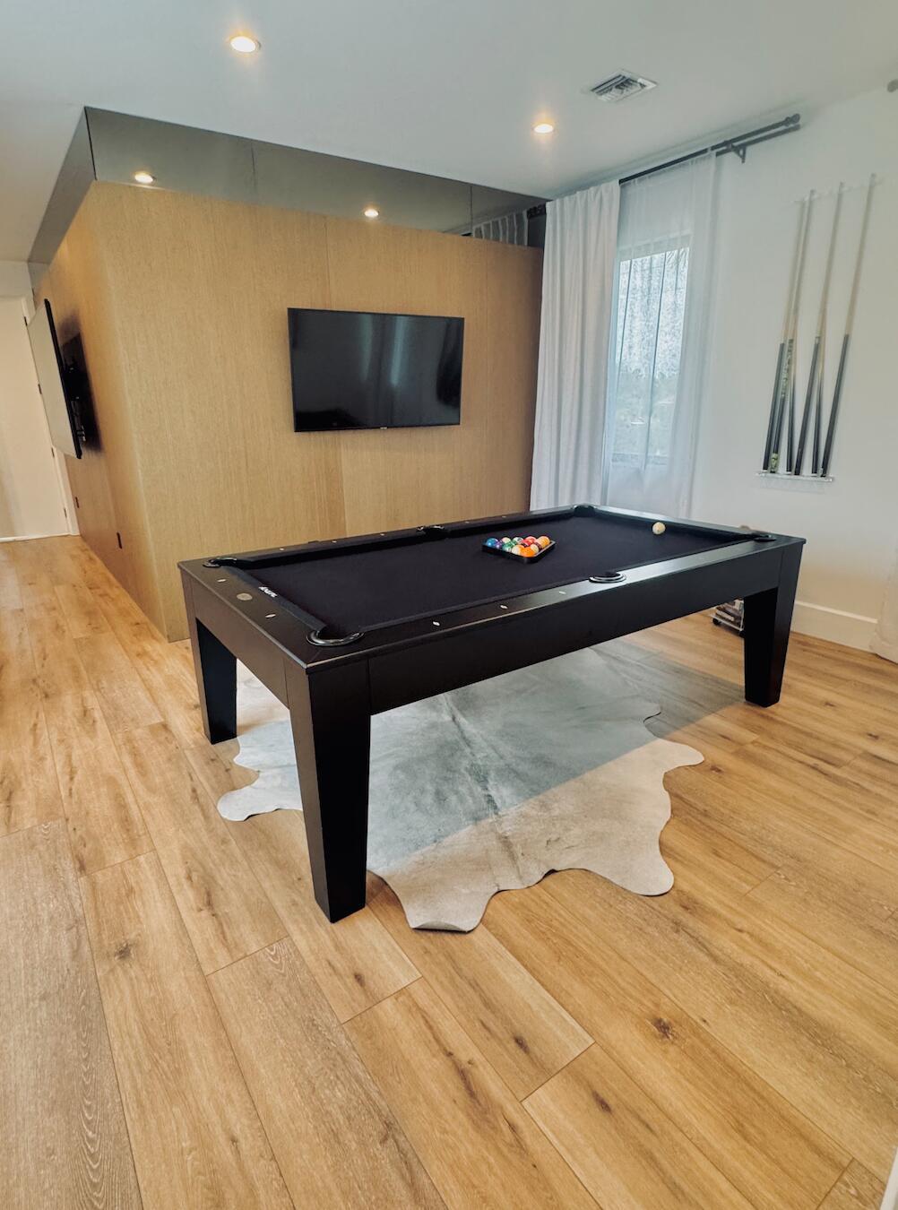 HOLMBERG & MC KEES - Residential Lease