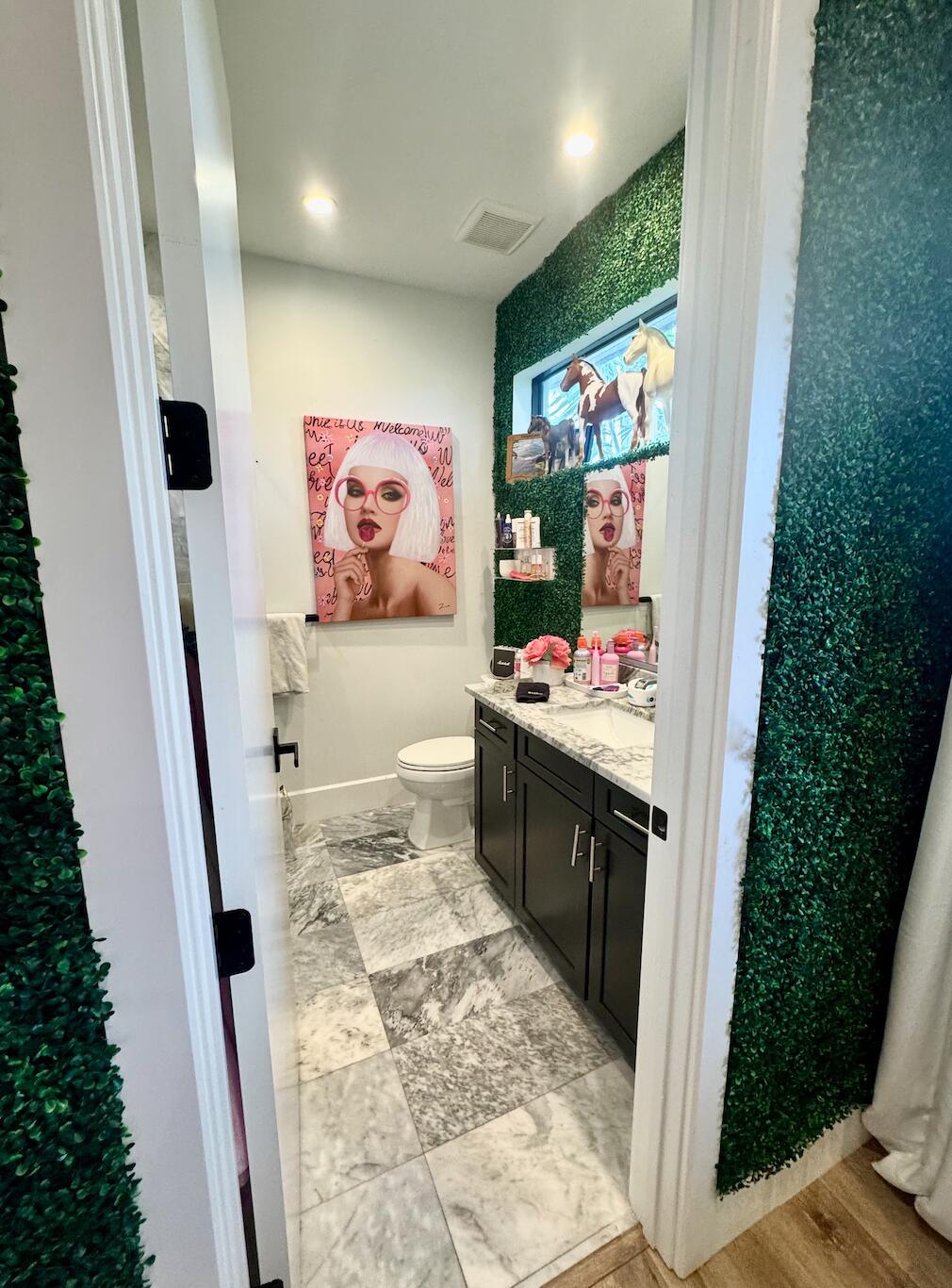 HOLMBERG & MC KEES - Residential Lease