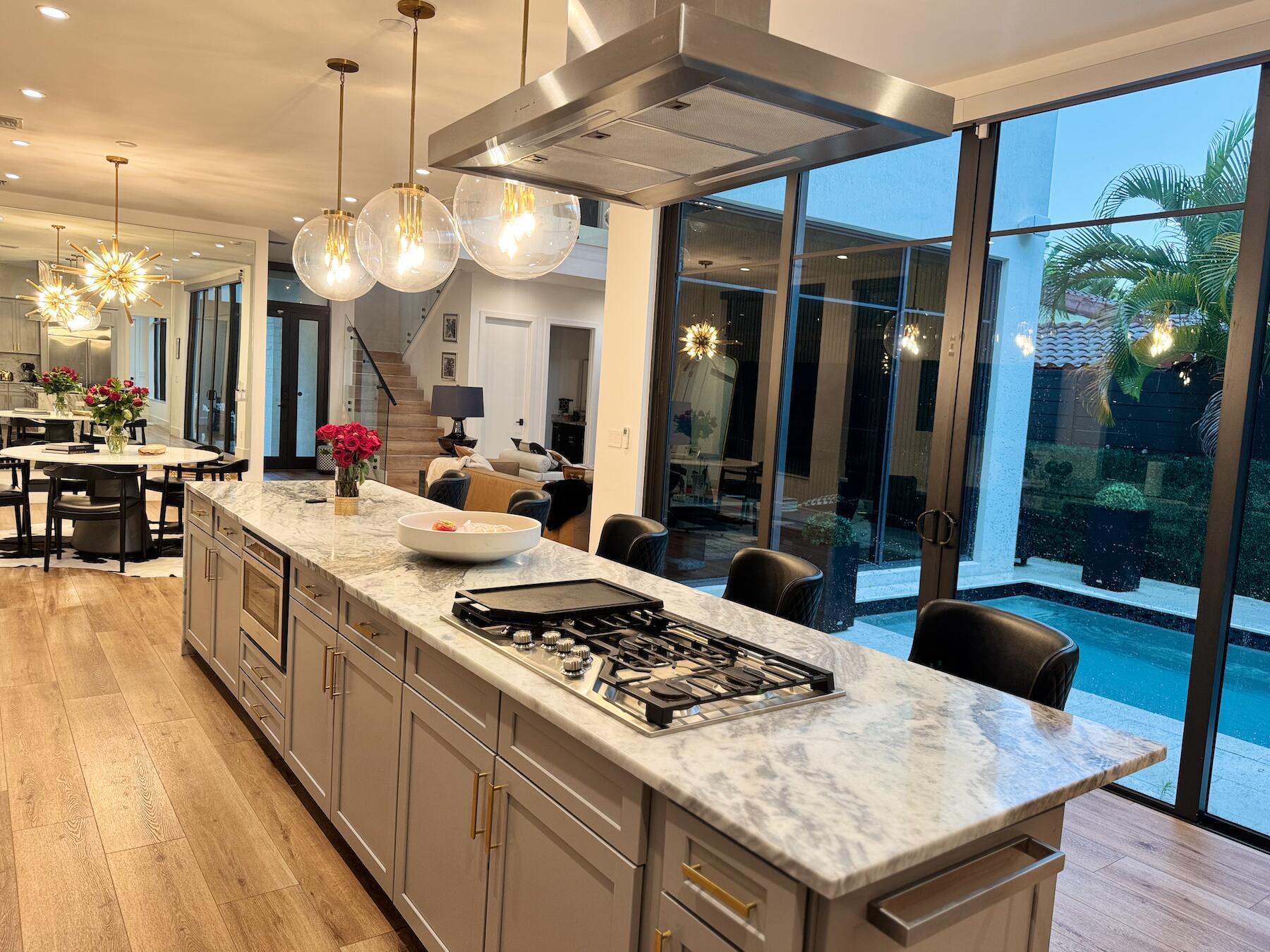 HOLMBERG & MC KEES - Residential Lease