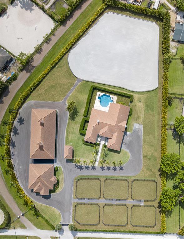 SADDLE TRAIL PARK OF WELL - Residential