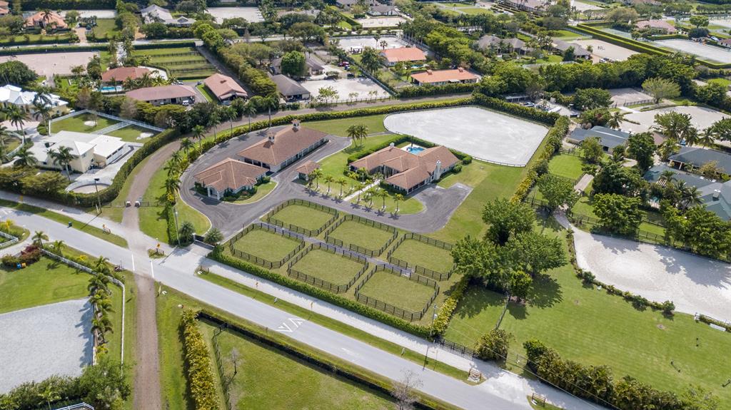 SADDLE TRAIL PARK OF WELL - Residential