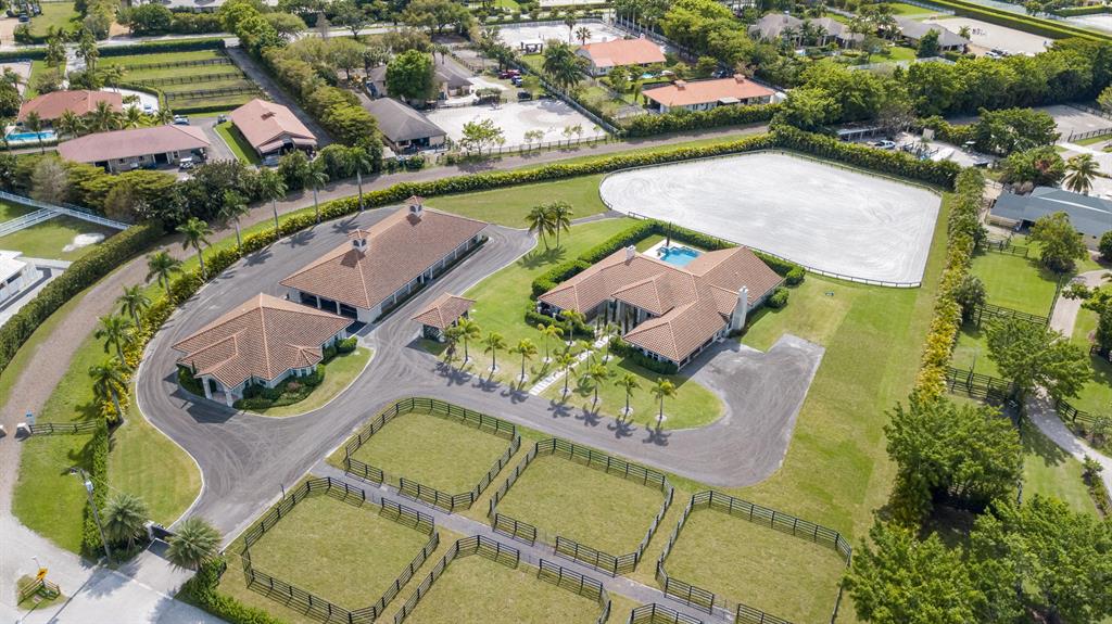 SADDLE TRAIL PARK OF WELL - Residential