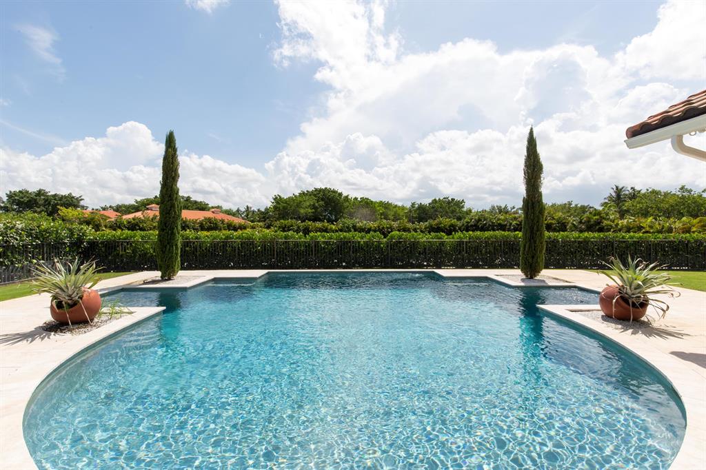 SADDLE TRAIL PARK OF WELL - Residential