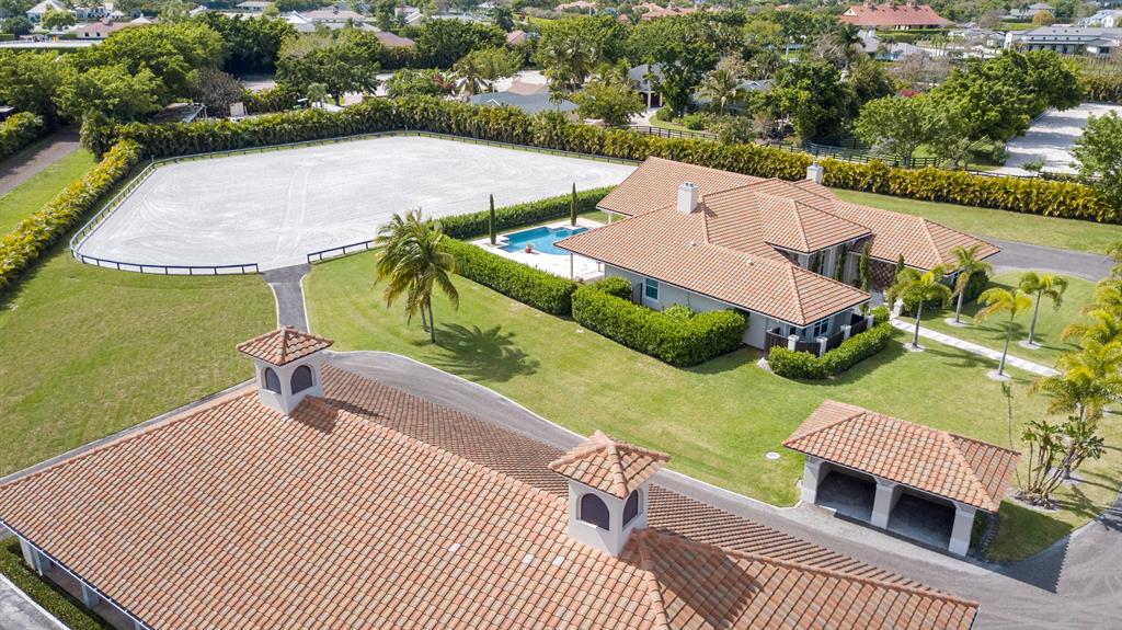 SADDLE TRAIL PARK OF WELL - Residential